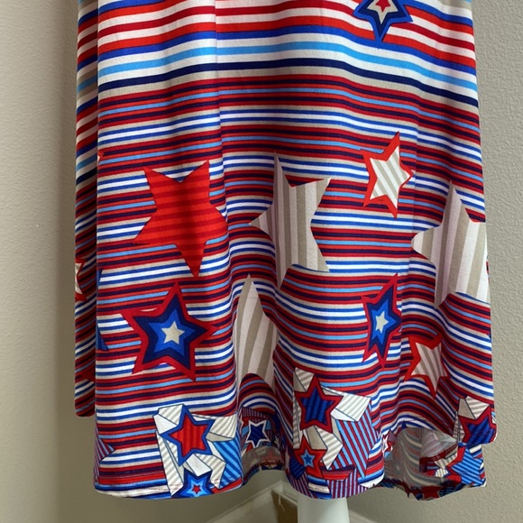 LuLaRoe Carly - Picture 2 of 3